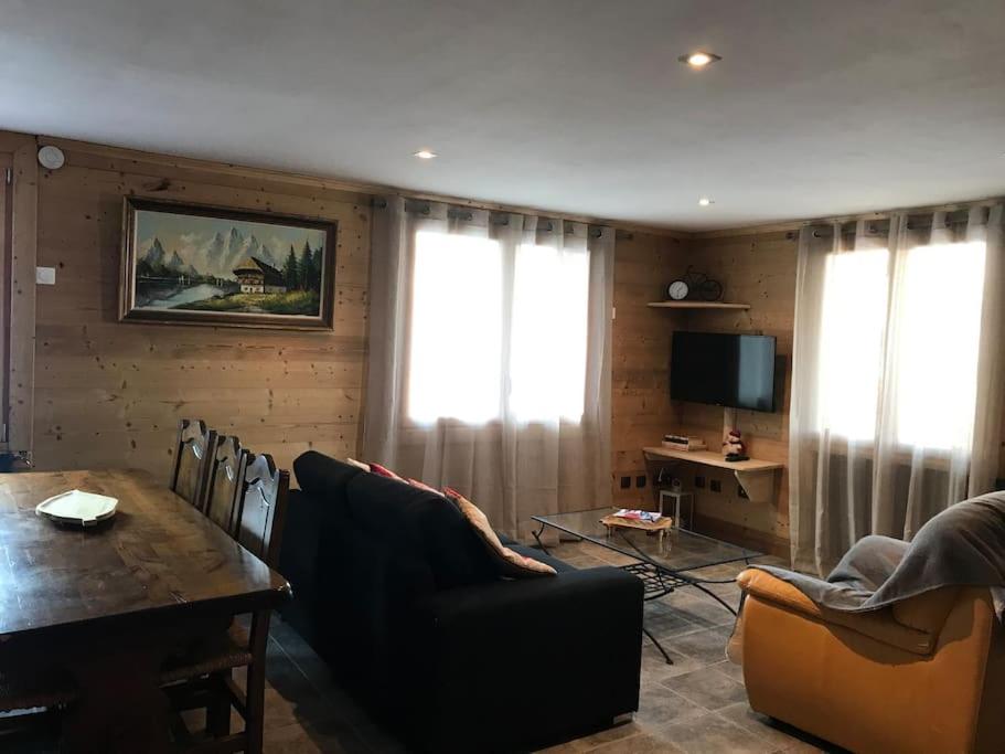 Chalet des Fées , 2 chambre ,70m2 ,navette gratuite, - Housity
