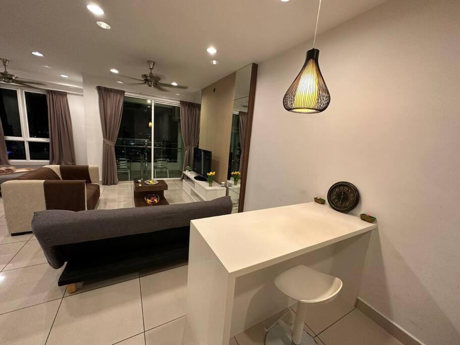 Georgetown Gurney 5 pax Max Mansion One Penang - Housity