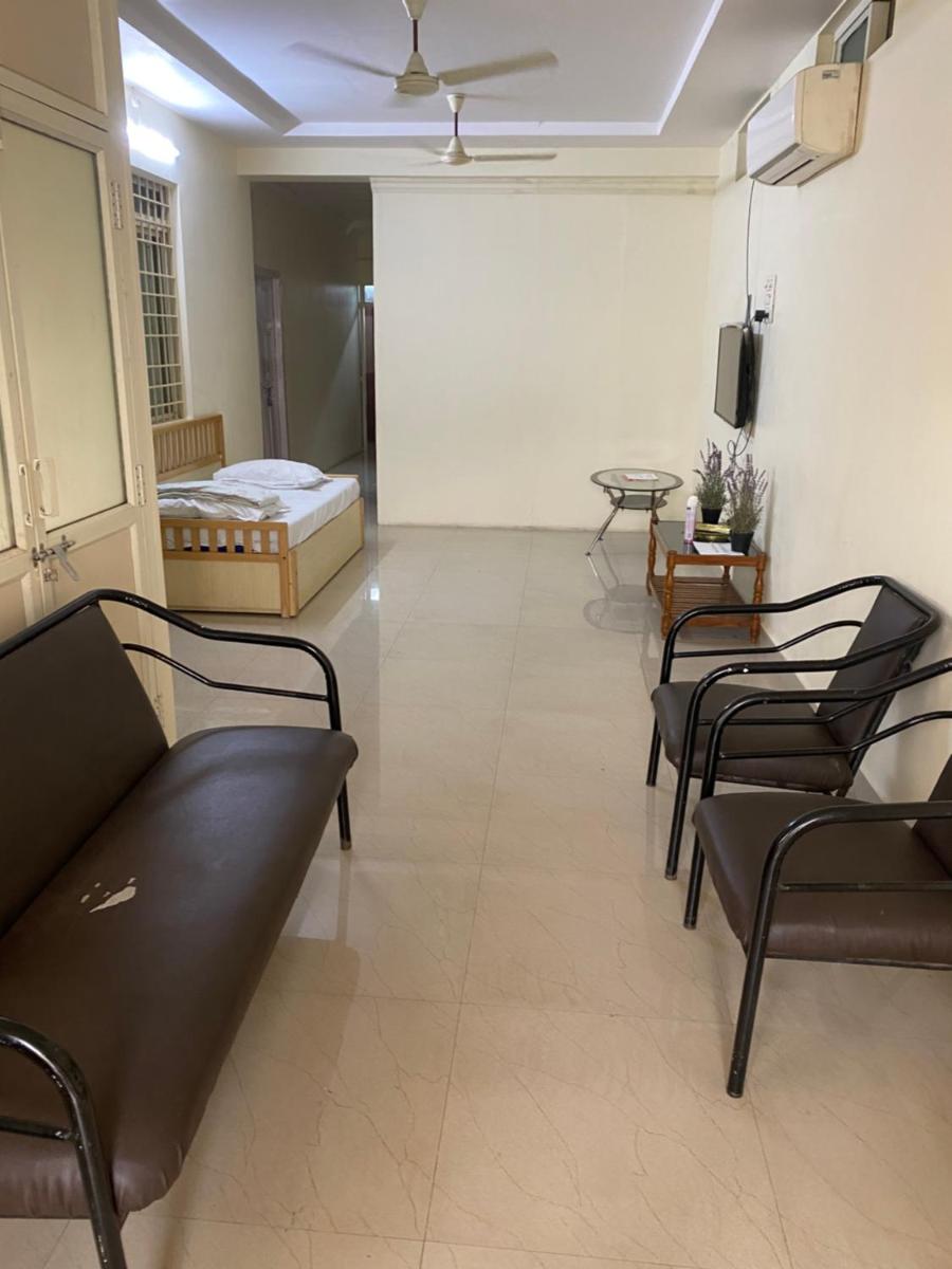 Simhagiri Holiday Inn - Housity