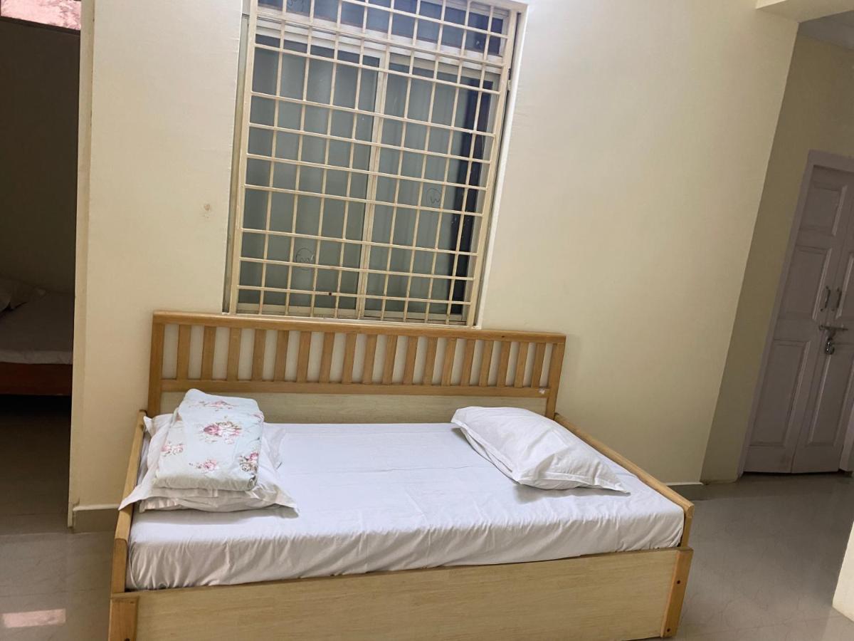 Simhagiri Holiday Inn - Housity