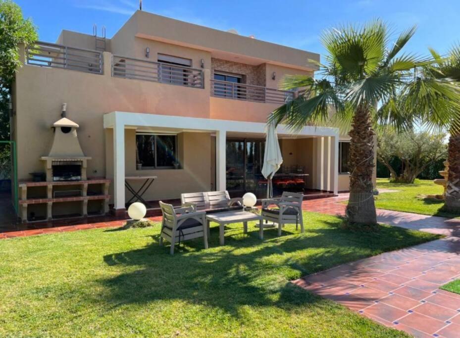 Suitetrails - Spacious Moroccan Private Villa With Heated Pool