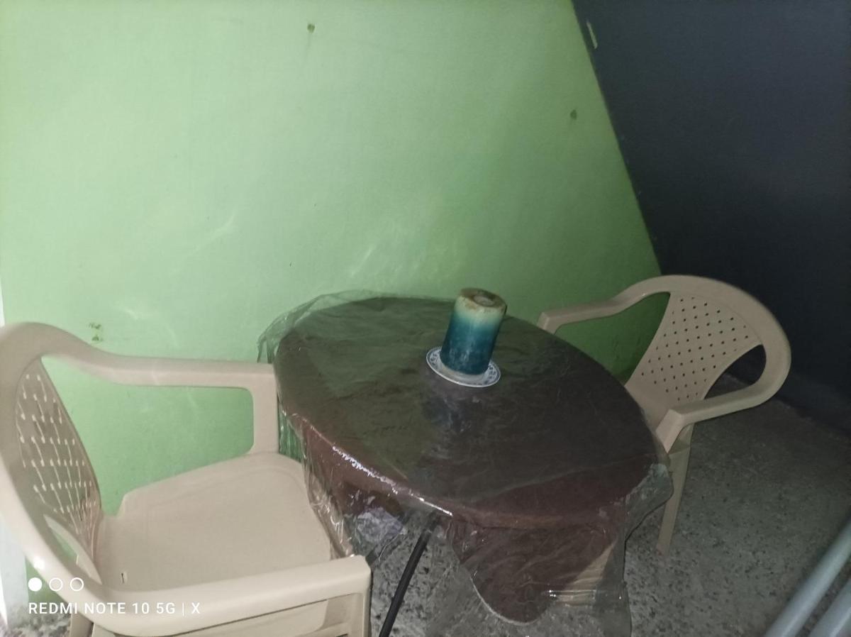 Excellent Pleasantville Apartment - Housity