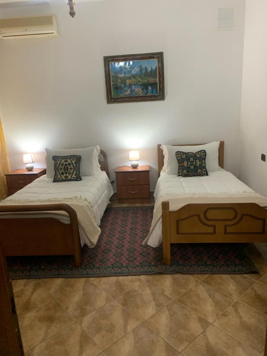 Vila Demaj! Free Parking - Housity