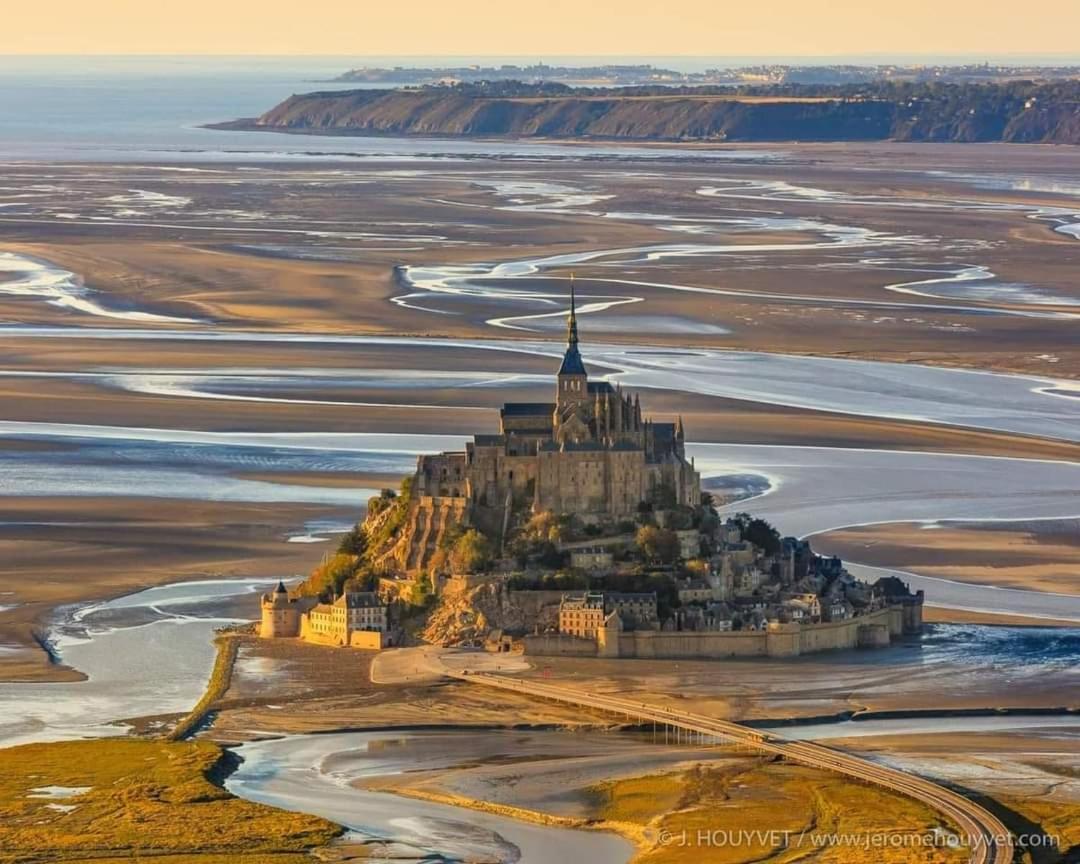 Gîte Mont Saint Michel Beauvoir - Housity
