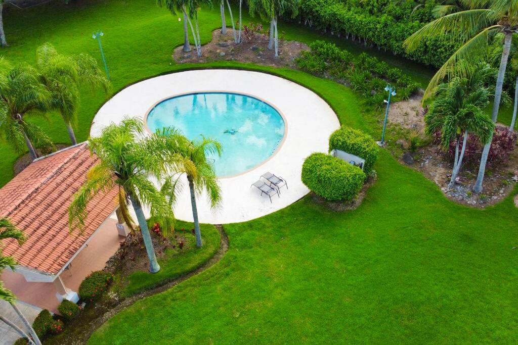 North Coast Paradise - 3beds/2.5bath close to beach - Housity