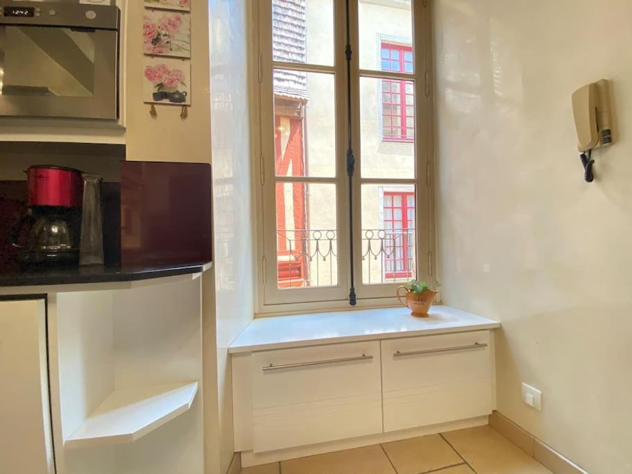 Charmant appartement - centre Cité Plantagenet!!! - Housity