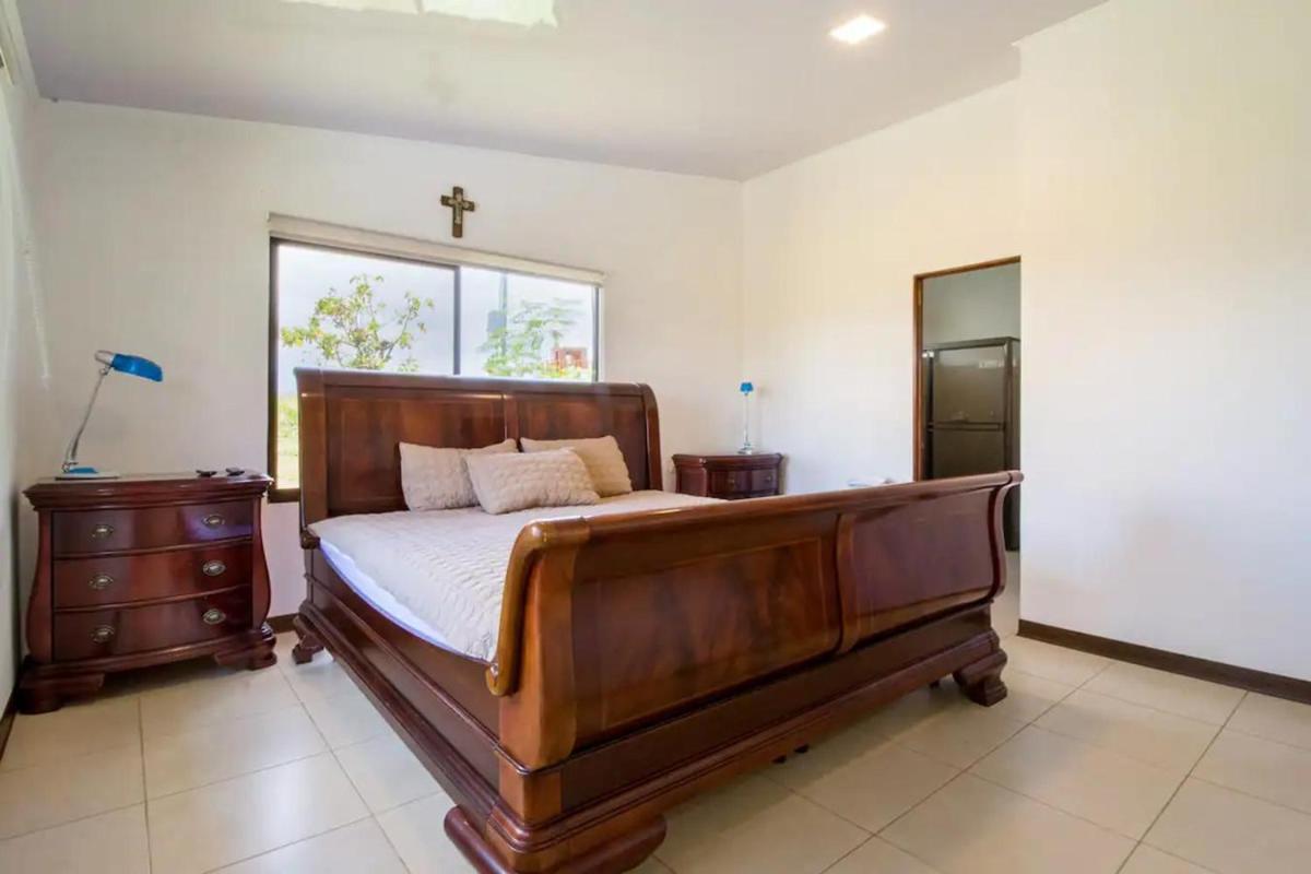 Rancho Bellavista, Unique views, Pool and WiFI! - Housity