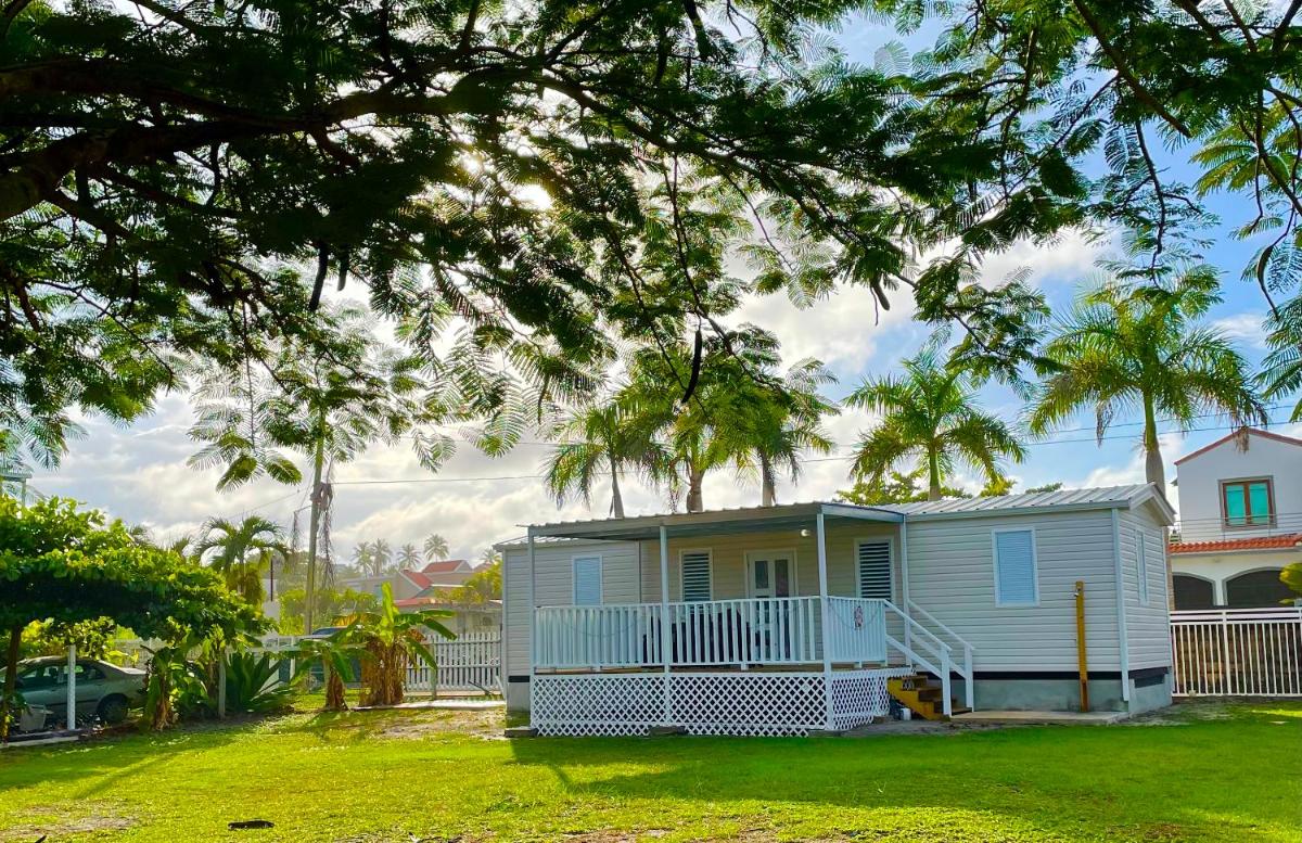 Casitas at Flambohio Beach Camp - Housity