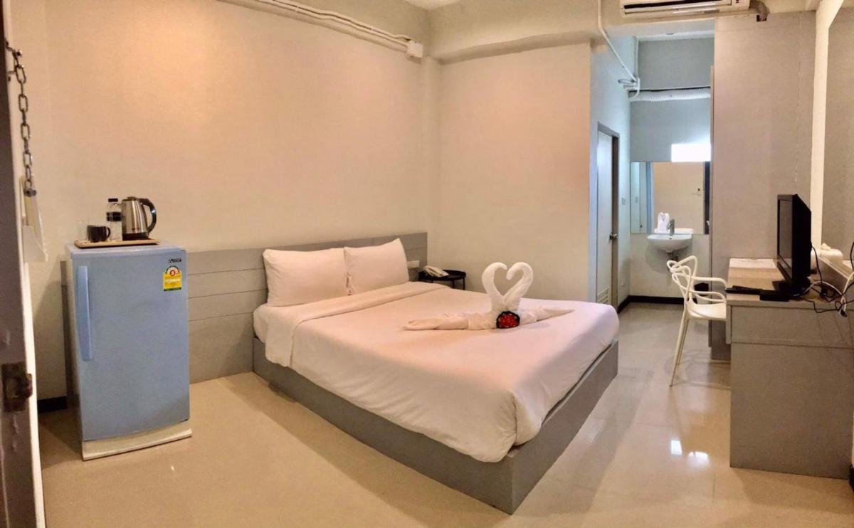 White Sand Phuket Residence - Housity