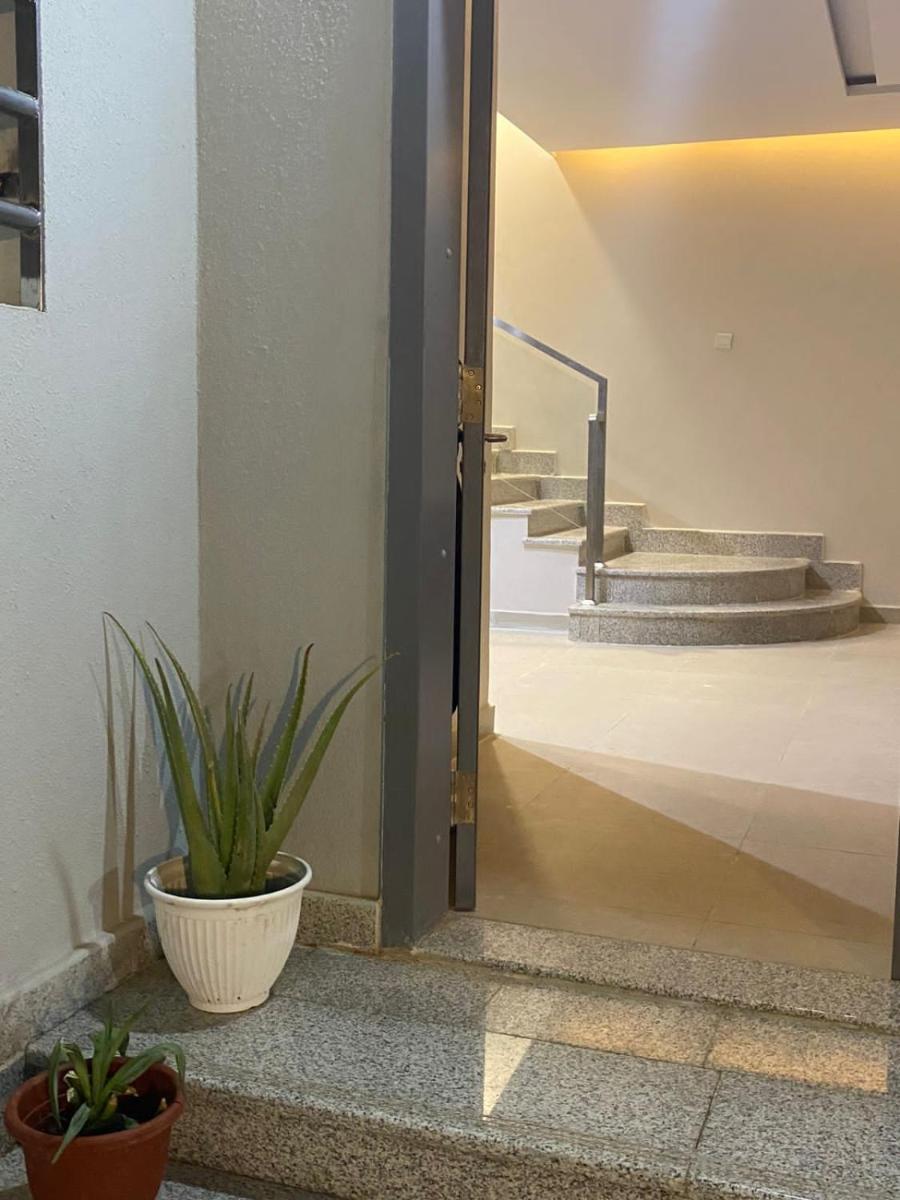 Suitetrails - Independent villa, 3 floors, 5 bedrooms, 6 bathrooms