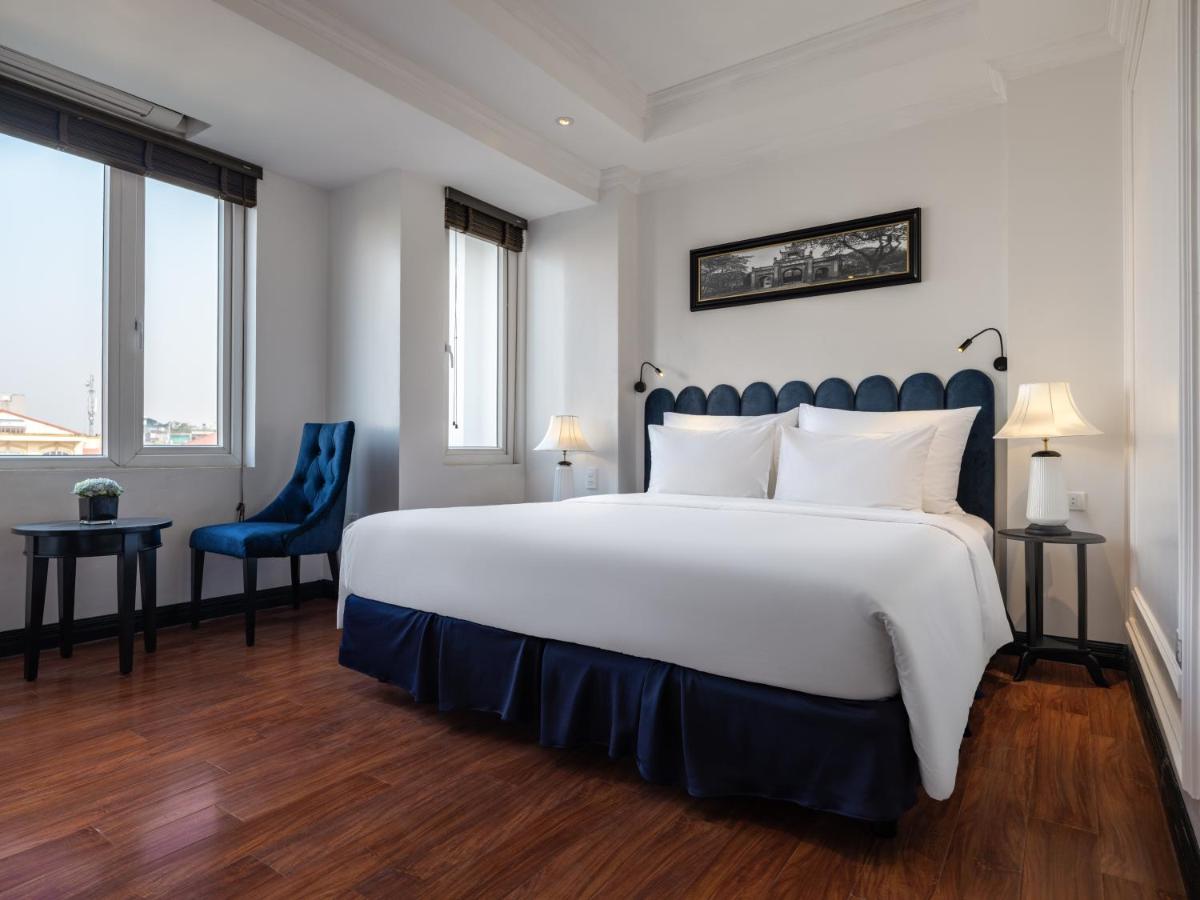 The Flower Boutique Hotel & Travel - Housity