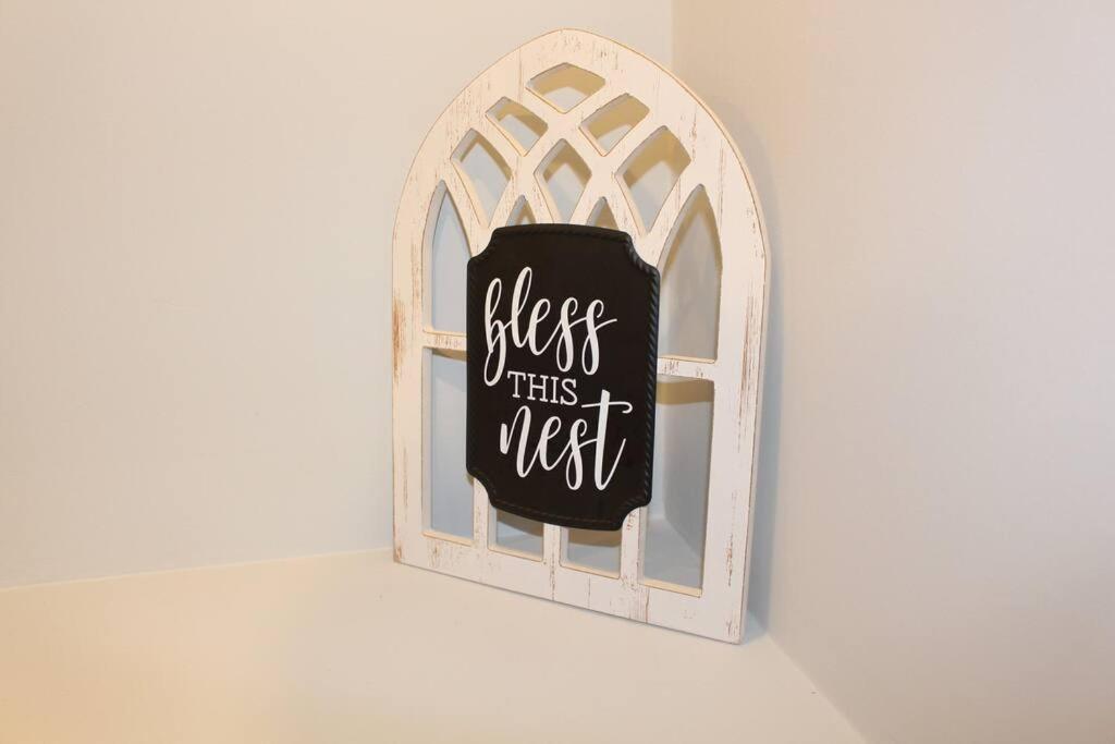 2-Bedroom basement suite with a separate entrance. - Housity