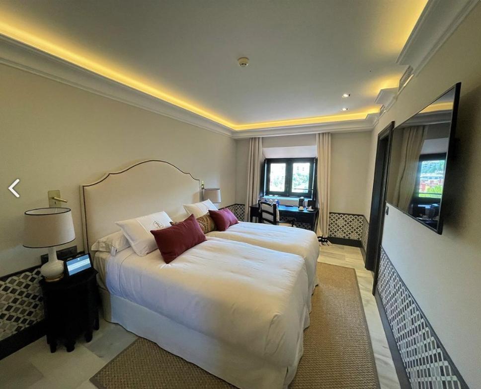 Cama o camas de una habitación en Soho Boutique Castillo de Santa Catalina - Adults Recommended