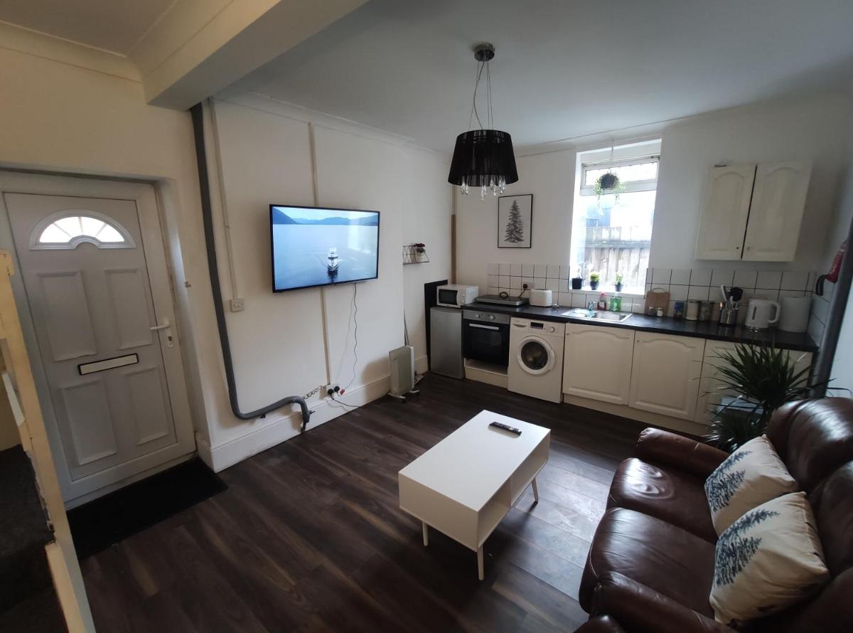 Whitchurch 1 Bedroom Apartment - Housity