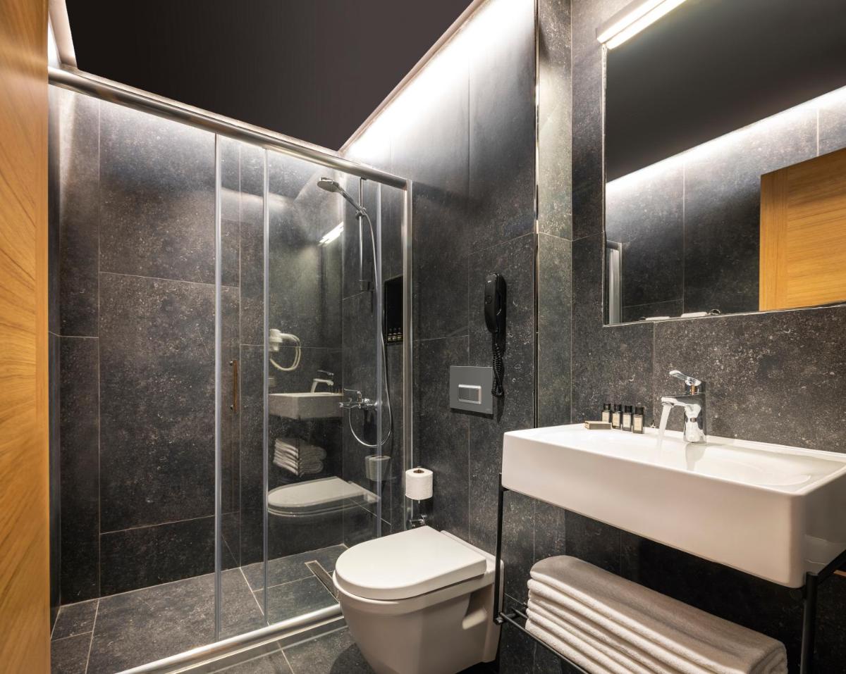 Marius Hotel - Hizvo