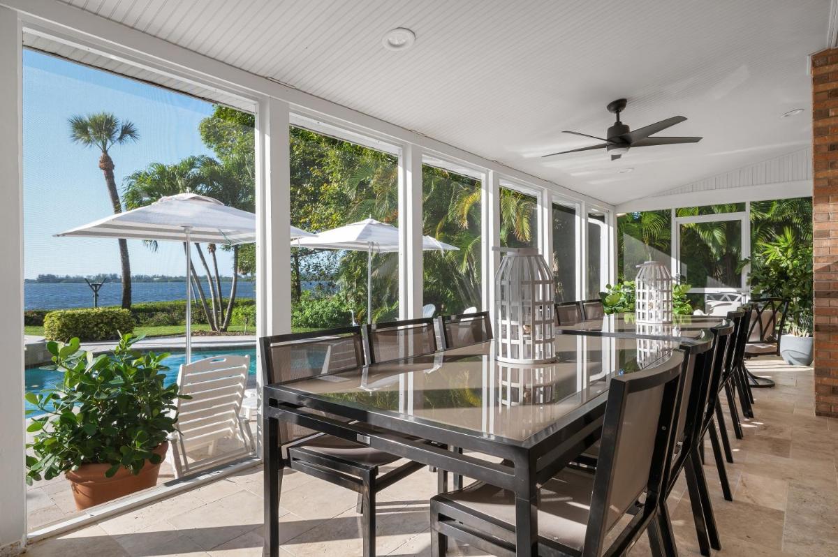 Palma Sola Bay House home - Housity