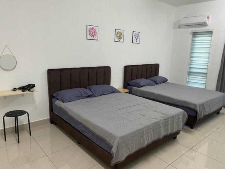 KY Happiness Homestay Tanjong Karang 快乐民宿 - Housity