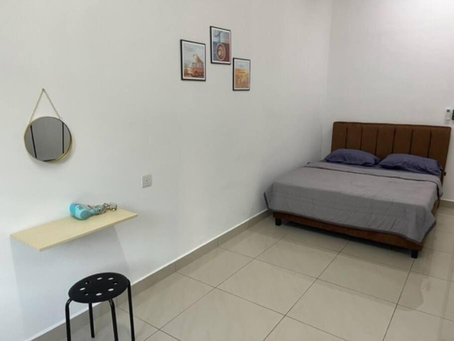 KY Happiness Homestay Tanjong Karang 快乐民宿 - Housity
