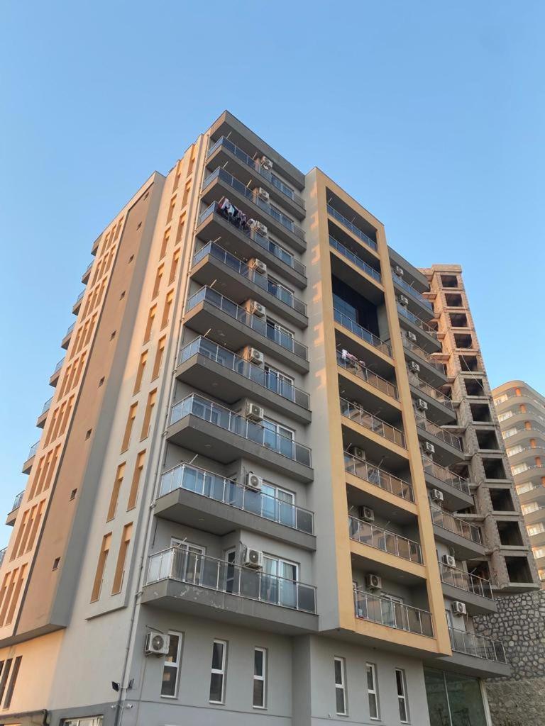 Elit apart - Housity