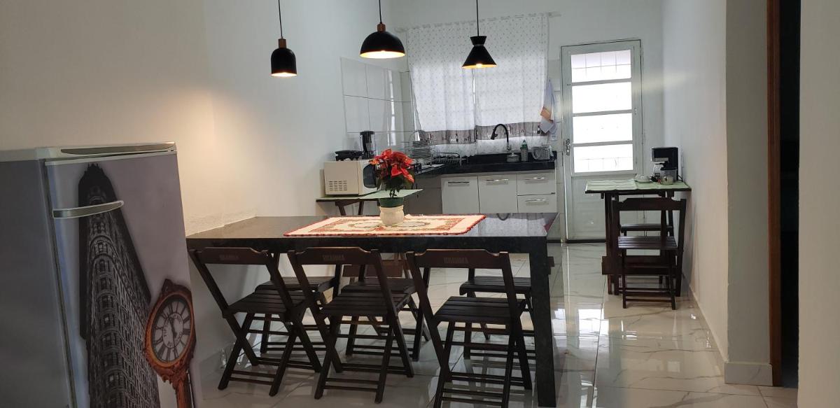 Casa agradável e aconchegante - sua casa de temporada em Barretos - Housity