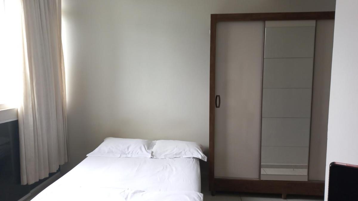 Quitinete - No centro de Londrina - Housity