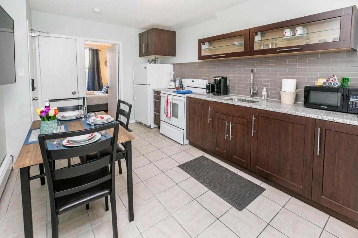 Prime Location - Modern 1BR Units with Netflix - Housity
