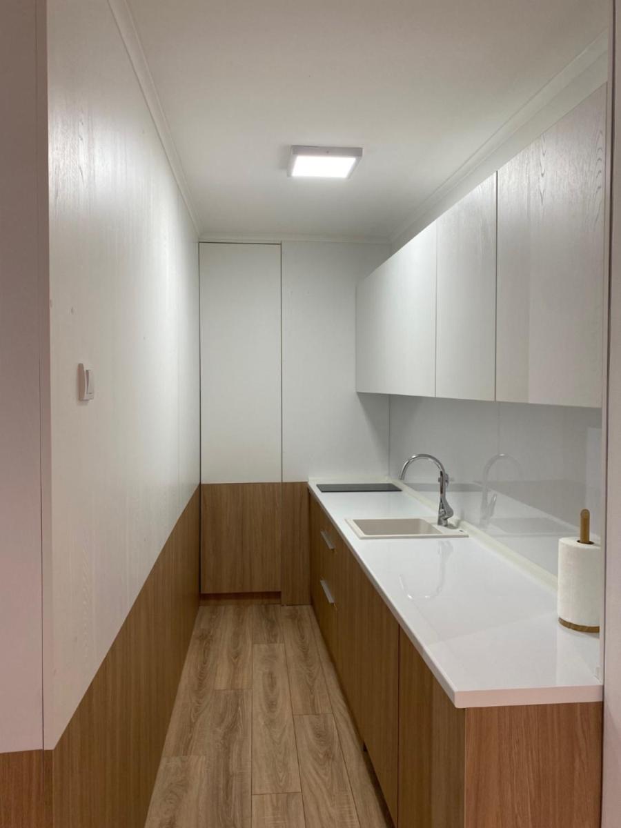 Apartment 42 - Housity