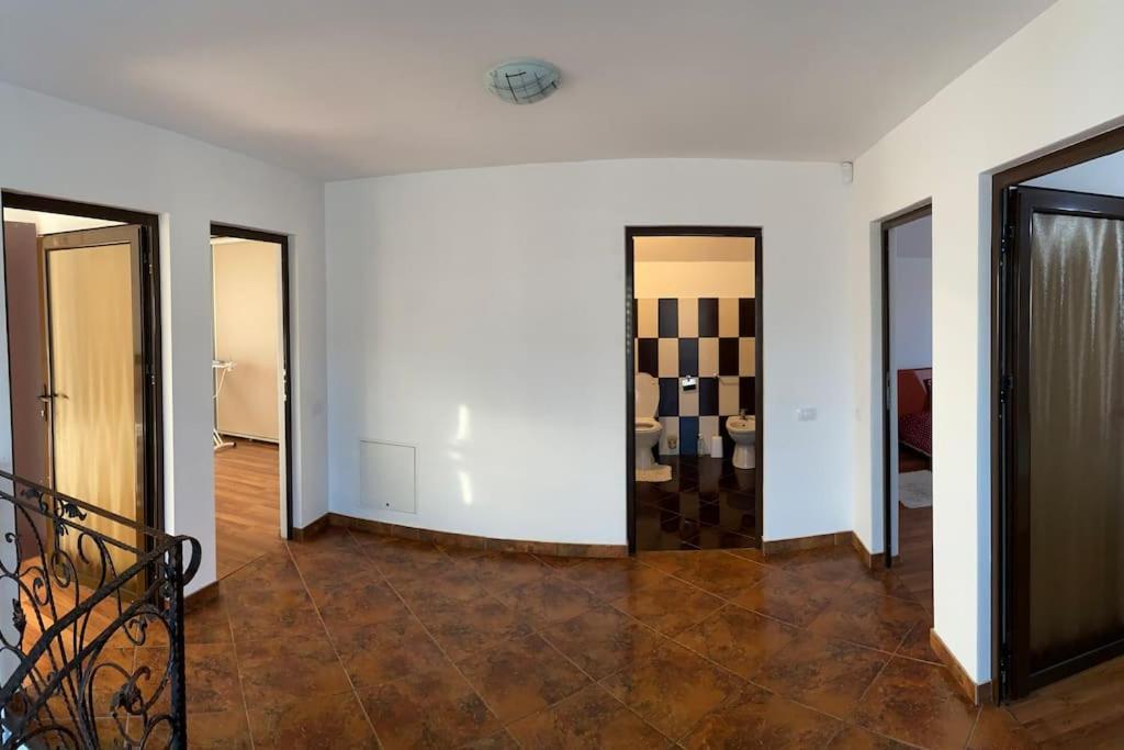 Casa Miroslava - Housity