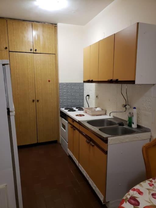 Idealna lokacija. - Housity