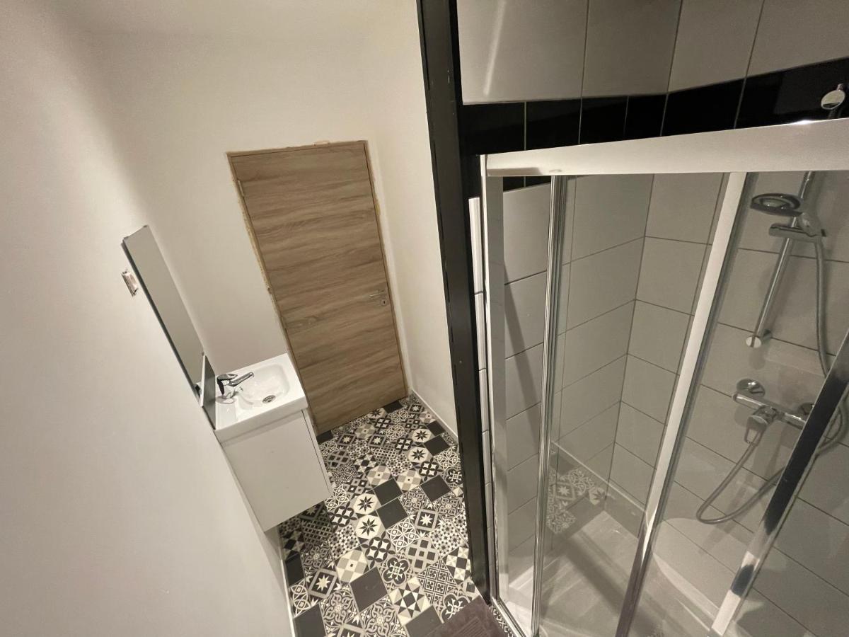 Room of Tournai 4 - Housity