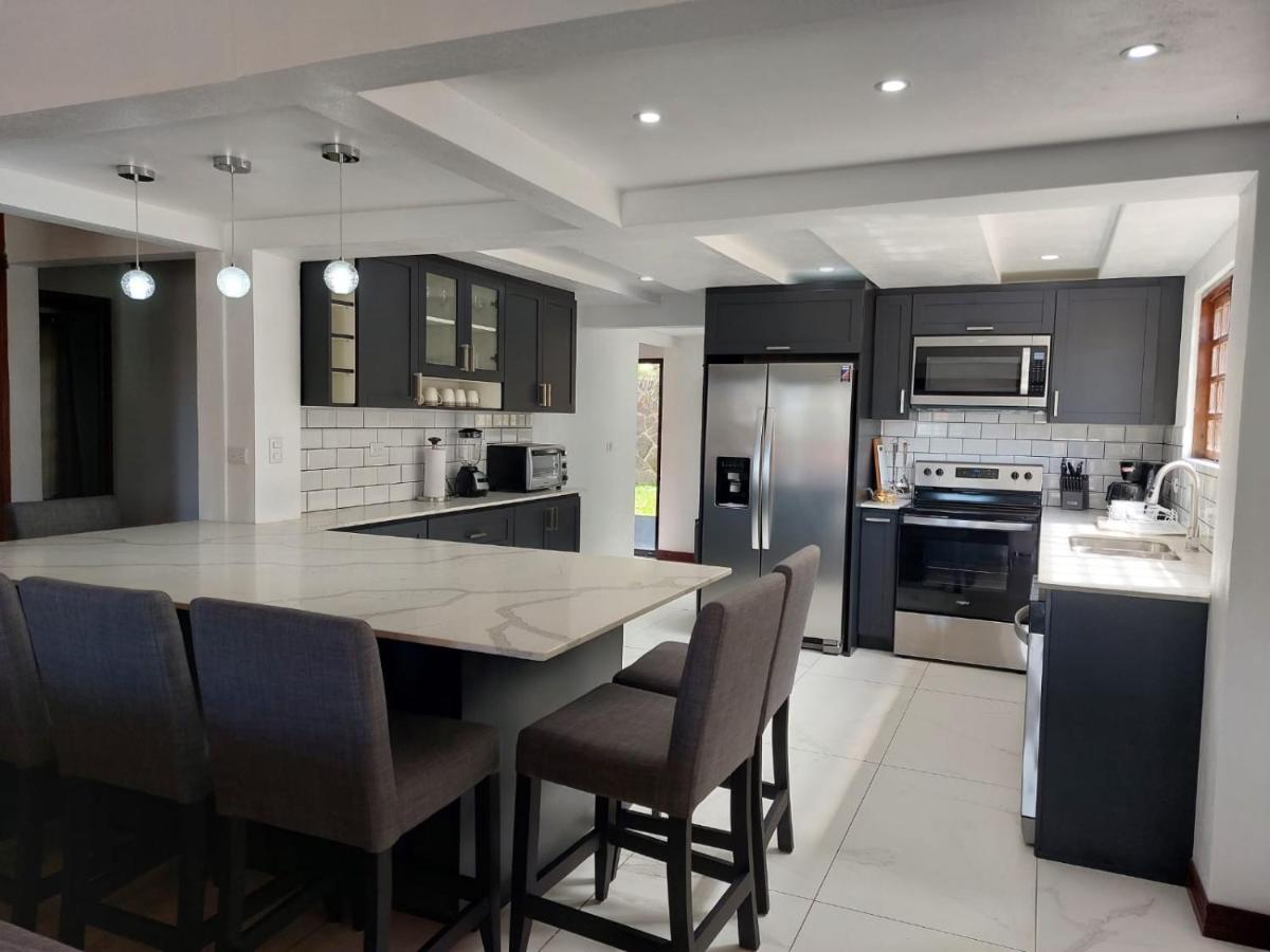 Your Perfect Home Away From Home! - Housity
