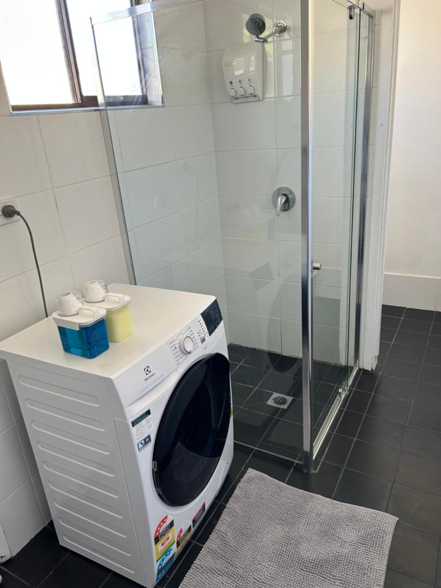 Comfortable 1 bedroom duplex close to everything - Housity