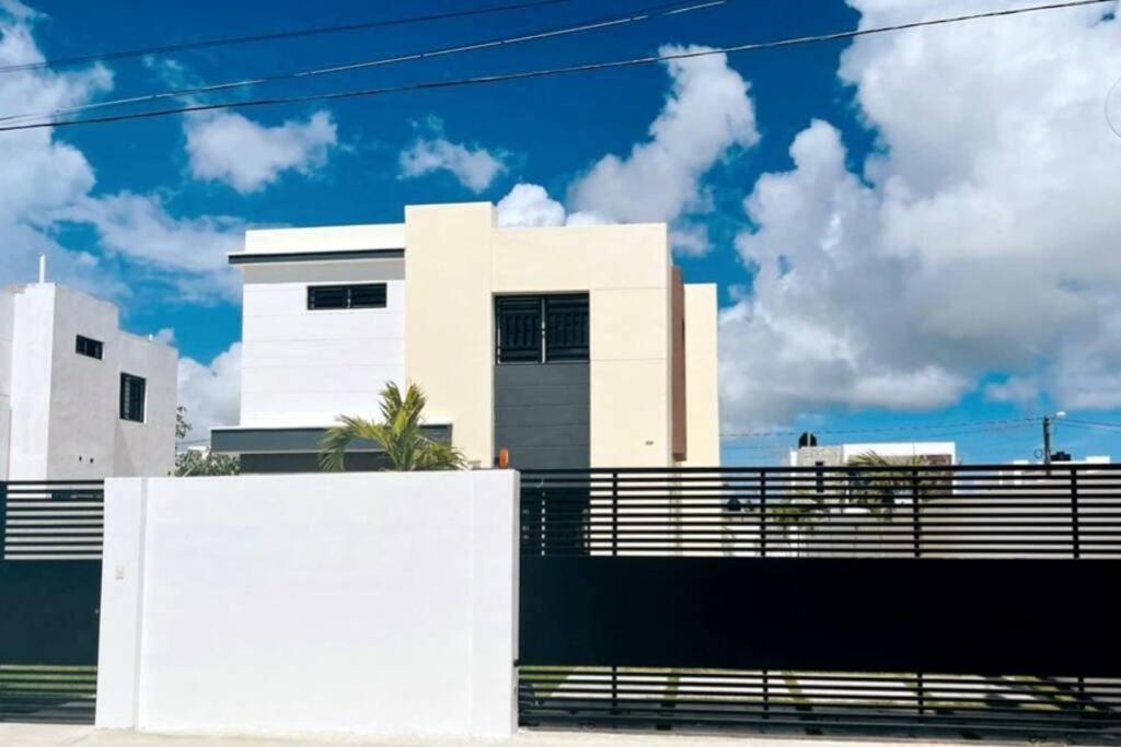 Suitetrails - Modern Villa in Punta Cana - Villa Moderna