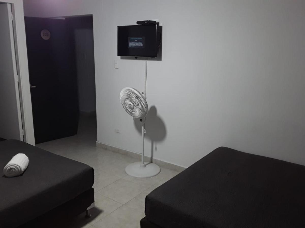 Primavera Hotel - Housity