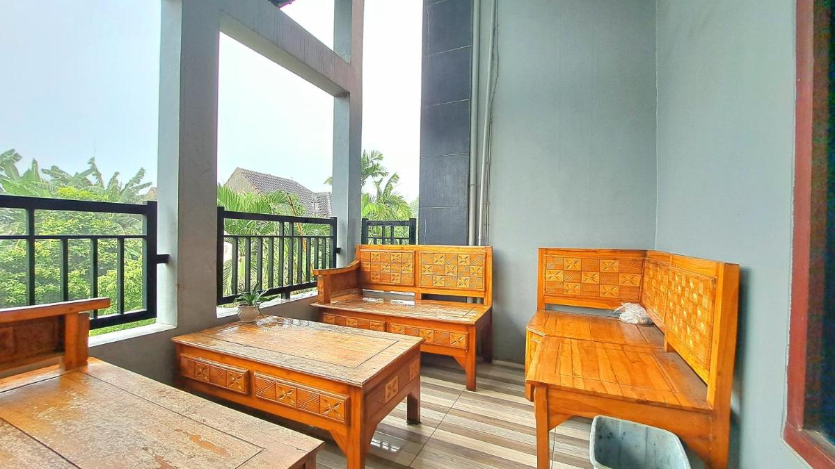 Suitetrails - Artha Graha Homestay