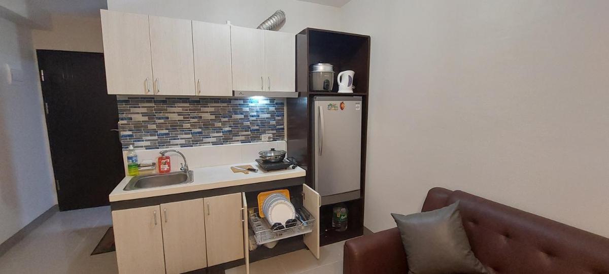 Dracarys 1 Condo complete accomodation Balcony Seaview unli high speed wifi - Housity