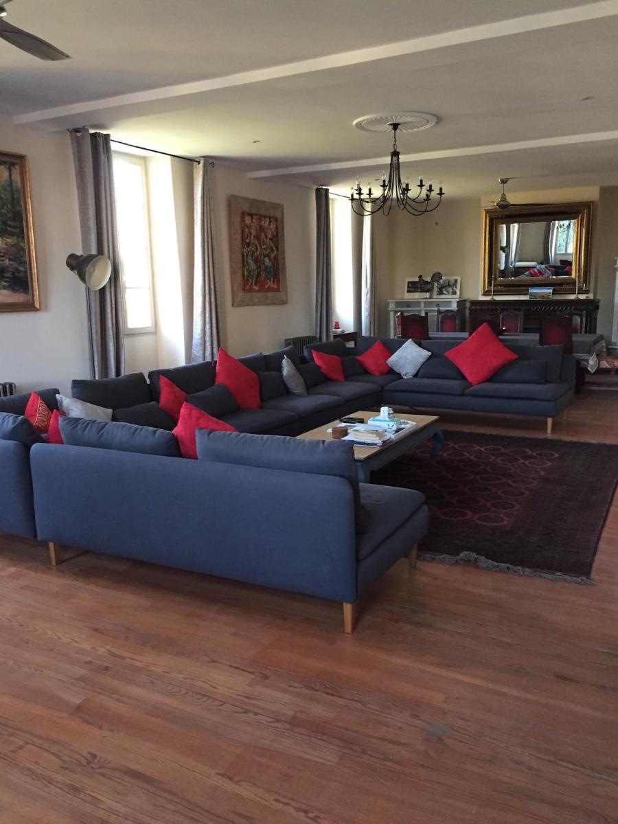 Large House near Marciac & Heated Salt Water Pool - Housity
