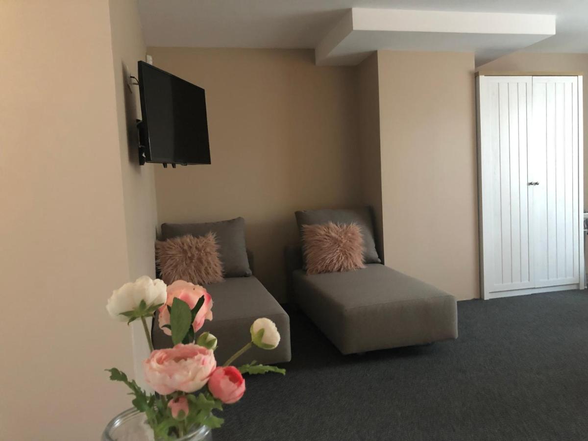 Lavender Suite - Housity