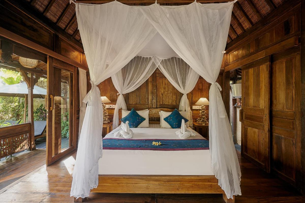 Suitetrails - Kawan Antique Ubud Villa