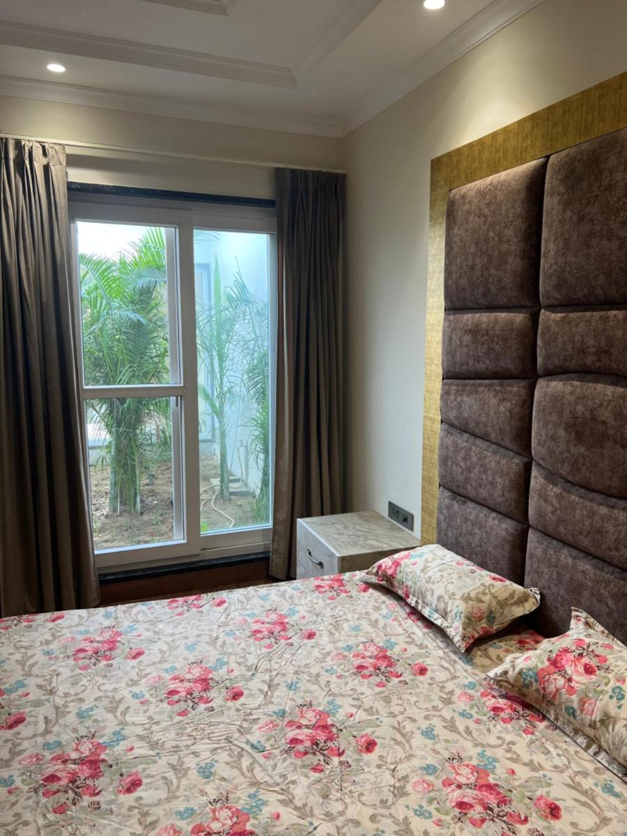 Thukral Farm 3 room - Housity