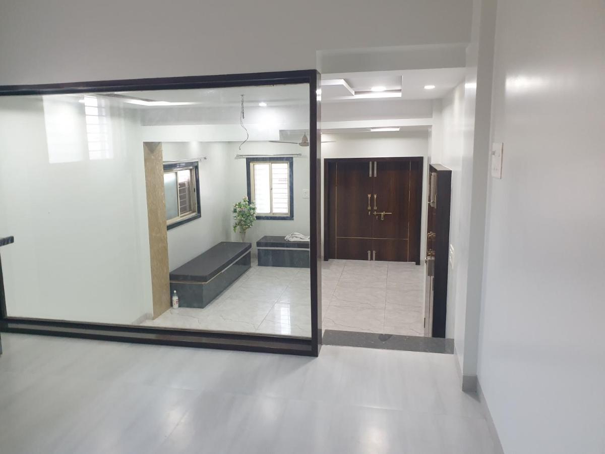 Hotel Taj Bi Plaza - Housity