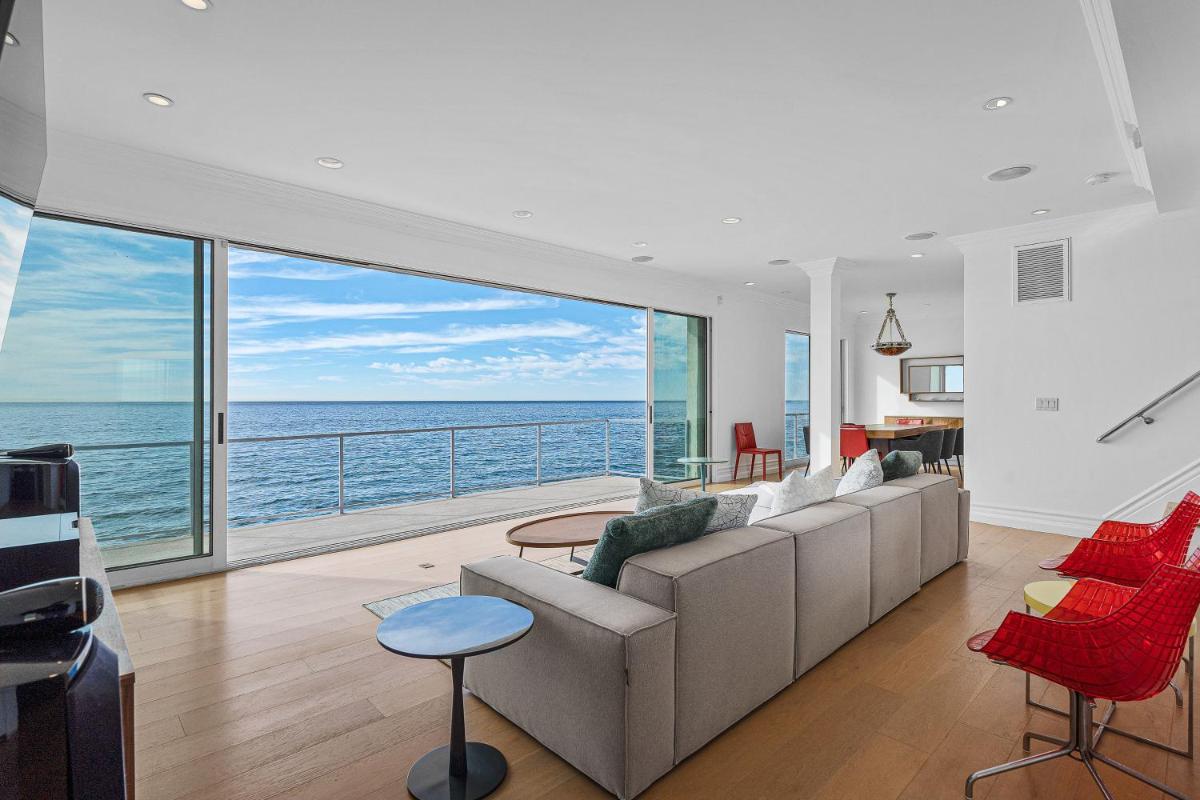 Malibu Modern Living - Housity