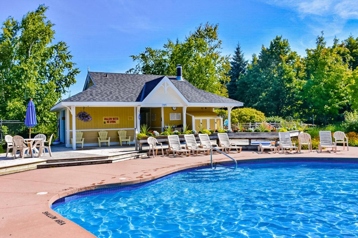 Condo 120 at Snowbridge - Housity