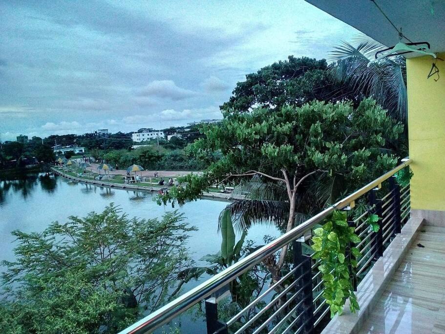 Nokshi Lakeshore: 03 Bed Room Apartment - Housity