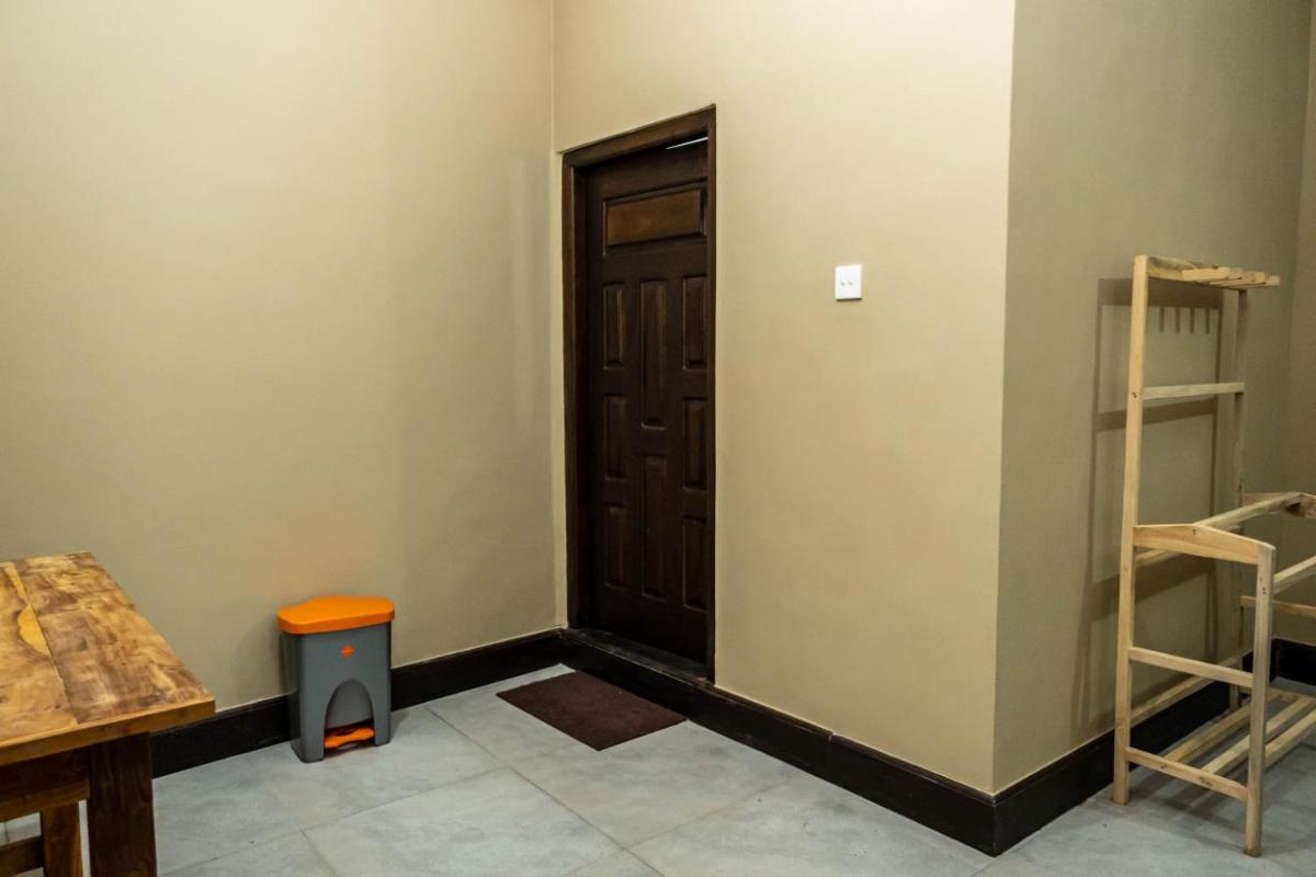 Abi Holiday Lodge Jaffna - Housity