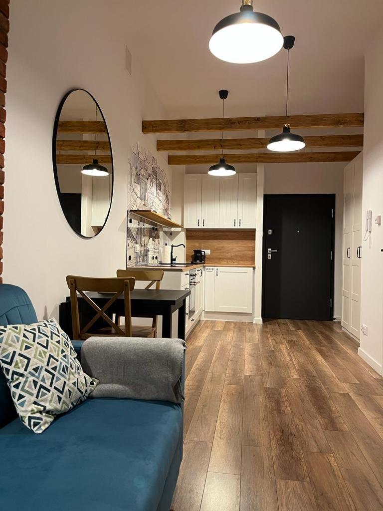 Apartamenty na Poddaszu- Tatarska 4 - Housity