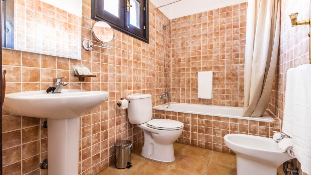 Un baño de Hotel Ecolife Tenerife