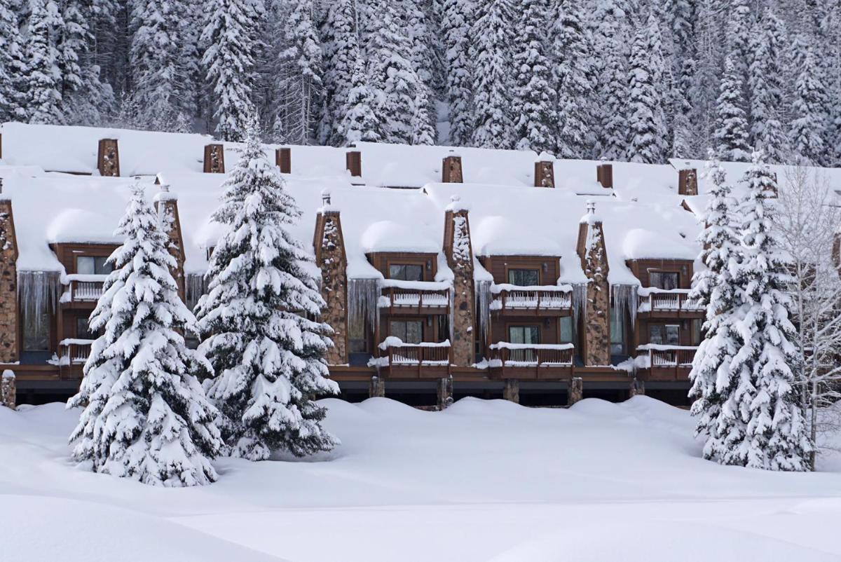 Cascade Village 364 - Housity