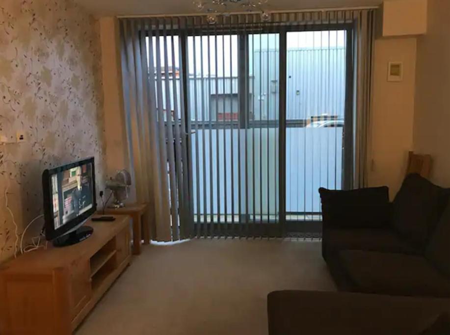 Lovely 1 Bedroom Apartment - Housity