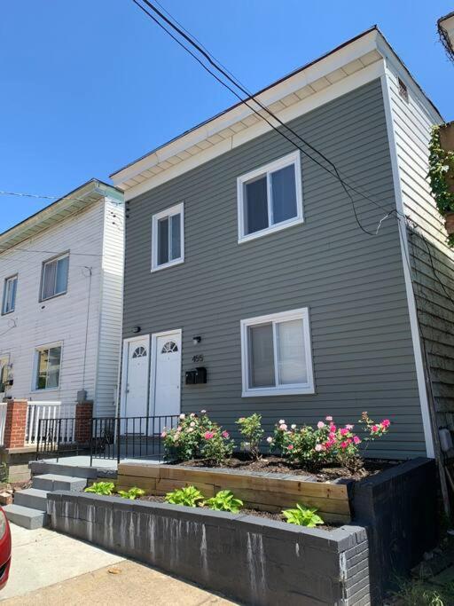 Urban Oasis Easy City Access Brand New - Housity